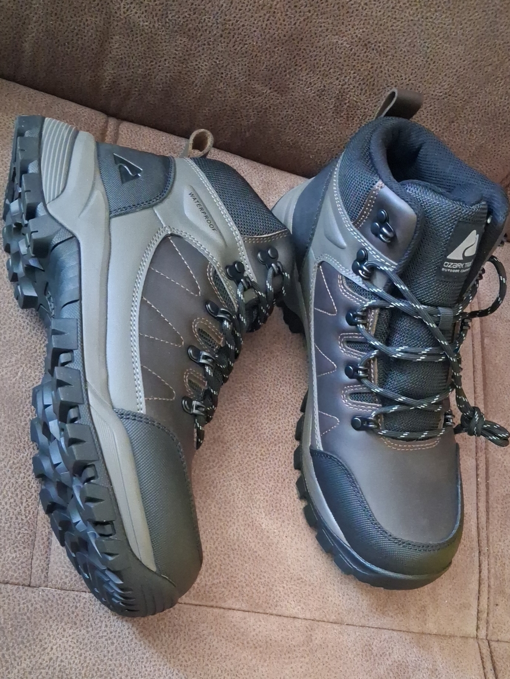 Ozark Trail Meadows 2.0 All-Terrain Men's Hiking Boots - Brown/Black Size 10